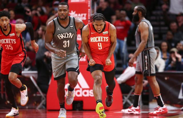 1639102947110032736.jpg reuters-rockets-nets-december-9-2021-scaled.jpg